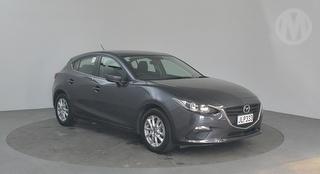 2015 Mazda 3 GLX 5D Hatch Photo