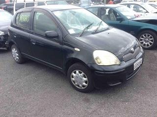 2004 Toyota Vitz Hatch Photo